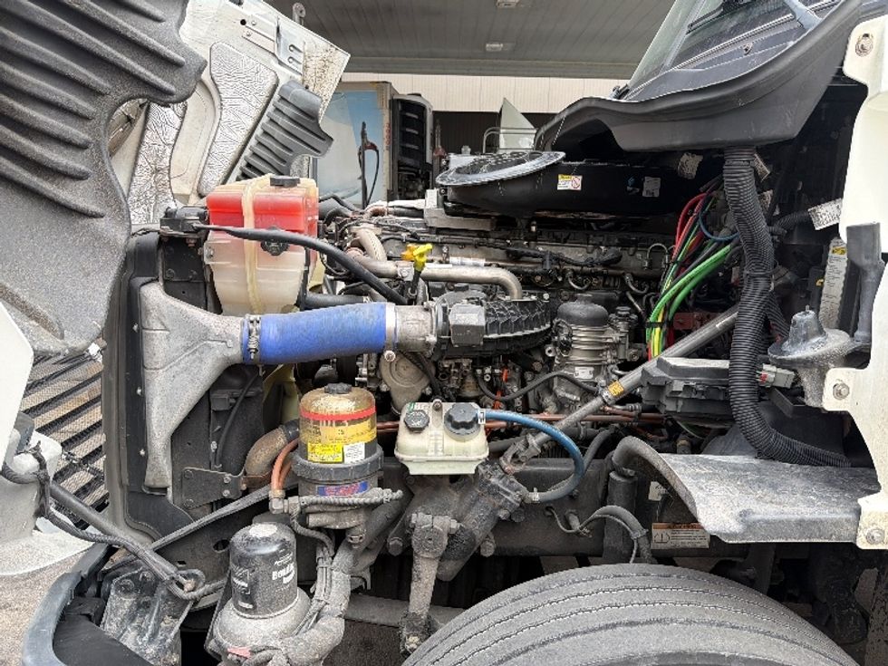 Day Cab Tractor-Heavy Duty Tractors-Freightliner-2019-Cascadia 12564ST-Belcamp-MD-223,786\n\t\tmiles-$ 44,250 - Image 15