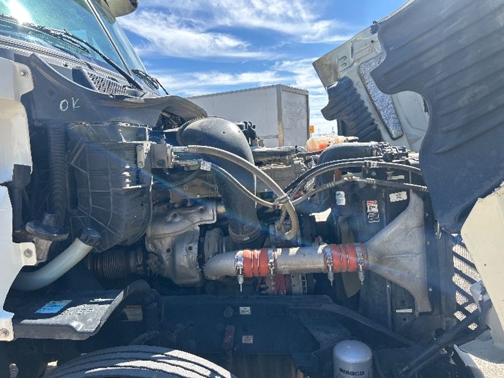 Day Cab Tractor-Heavy Duty Tractors-Freightliner-2019-Cascadia 12564ST-Belden-MS-275,898\n\t\tmiles-$ 54,250 - Image 15