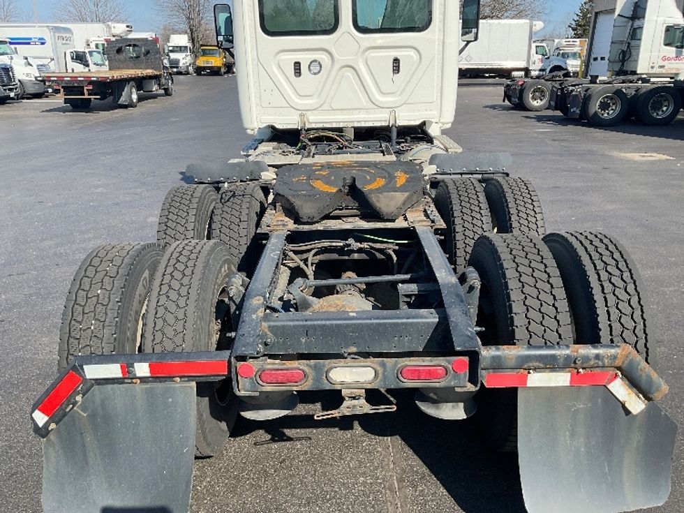 Day Cab Tractor-Heavy Duty Tractors-Freightliner-2019-Cascadia 12564ST-Bethlehem-PA-410,276\n\t\tmiles-$ 45,000 - Image 6