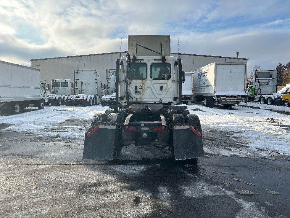 Day Cab Tractor-Heavy Duty Tractors-Freightliner-2019-Cascadia 12564ST-Brooklyn Park-MN-463,591\n\t\tmiles-$ 35,000 - Image 6