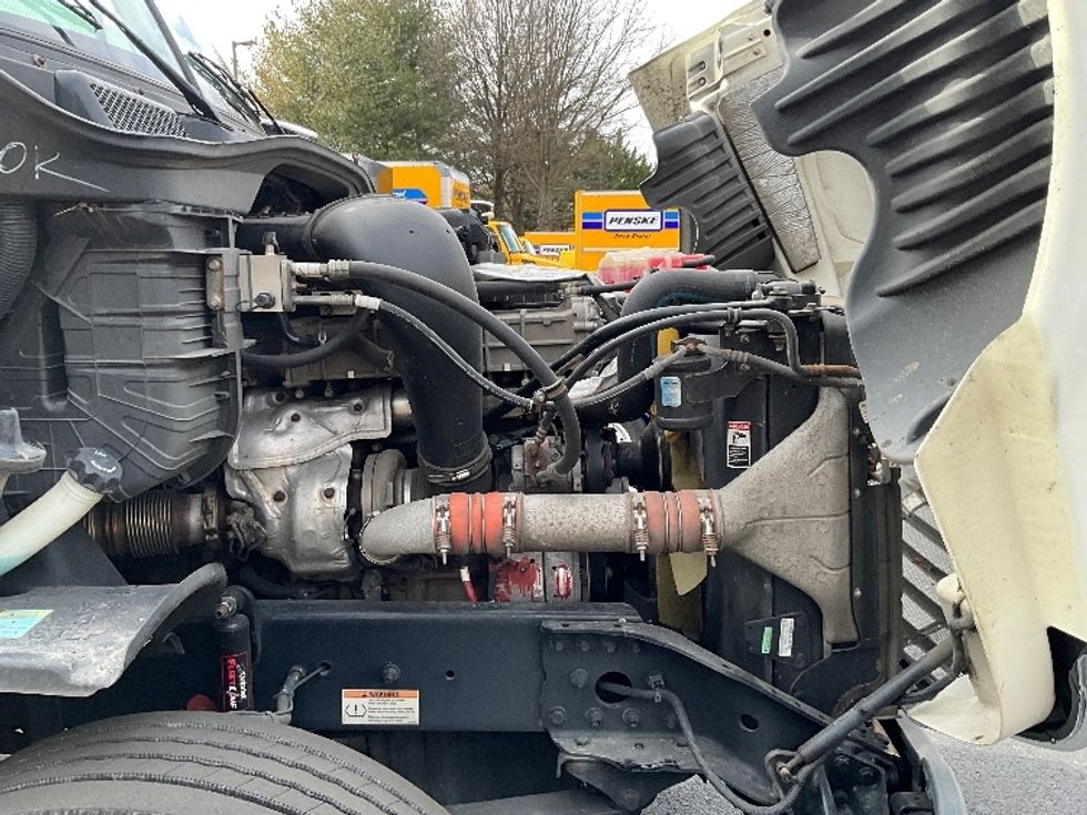 Day Cab Tractor-Heavy Duty Tractors-Freightliner-2019-Cascadia 12564ST-Capitol Heights-MD-236,479\n\t\tmiles-$ 44,500 - Image 15