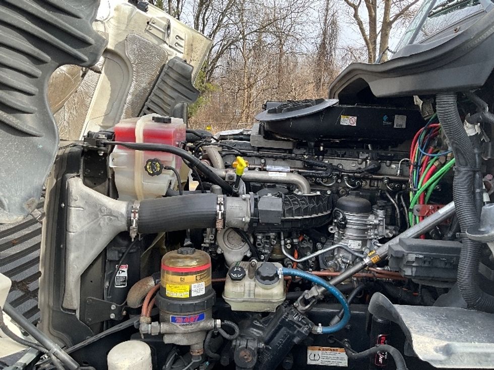 Day Cab Tractor-Heavy Duty Tractors-Freightliner-2019-Cascadia 12564ST-Capitol Heights-MD-236,479\n\t\tmiles-$ 44,500 - Image 16