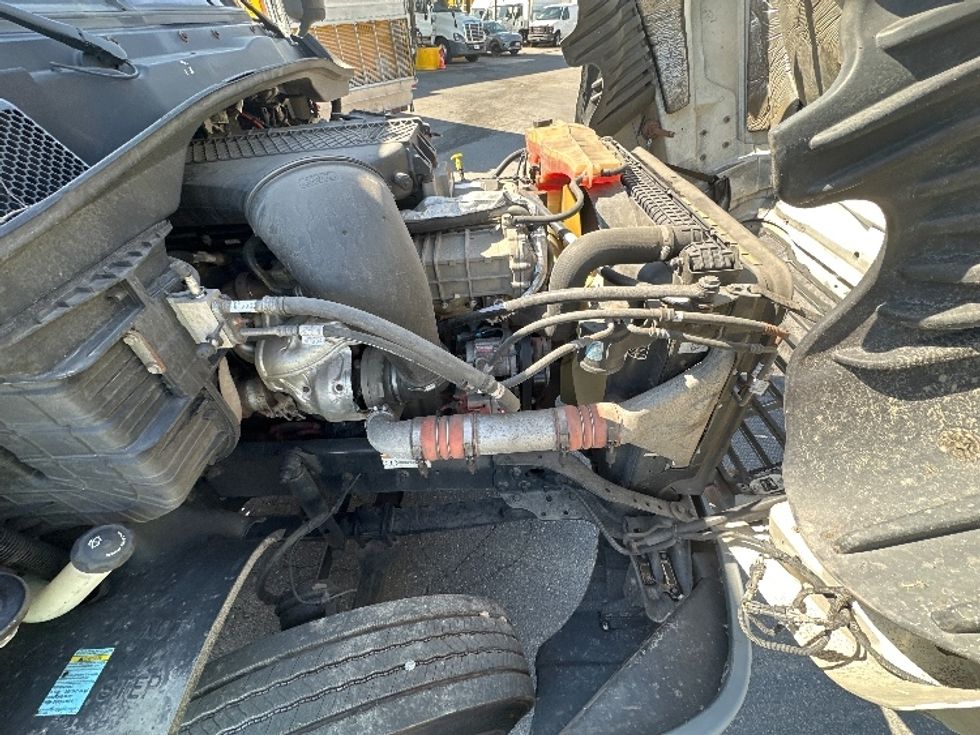 Day Cab Tractor-Heavy Duty Tractors-Freightliner-2019-Cascadia 12564ST-Capitol Heights-MD-239,652\n\t\tmiles-$ 44,250 - Image 15