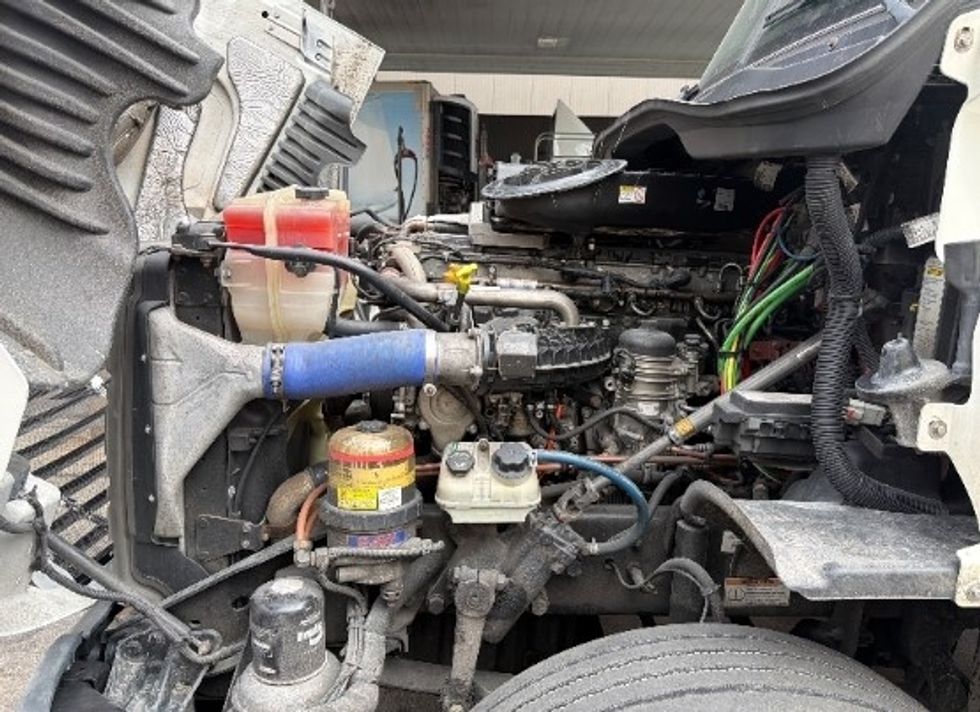 Day Cab Tractor-Heavy Duty Tractors-Freightliner-2019-Cascadia 12564ST-Capitol Heights-MD-242,834\n\t\tmiles-$ 44,250 - Image 17