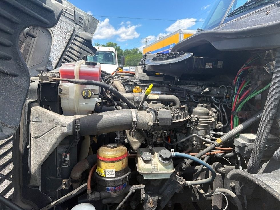 Day Cab Tractor-Heavy Duty Tractors-Freightliner-2019-Cascadia 12564ST-Capitol Heights-MD-245,560\n\t\tmiles-$ 45,250 - Image 16