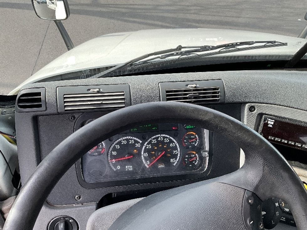 Day Cab Tractor-Heavy Duty Tractors-Freightliner-2019-Cascadia 12564ST-Capitol Heights-MD-256,208\n\t\tmiles-$ 43,500 - Image 11