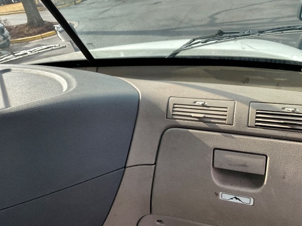 Day Cab Tractor-Heavy Duty Tractors-Freightliner-2019-Cascadia 12564ST-Capitol Heights-MD-256,208\n\t\tmiles-$ 43,500 - Image 13