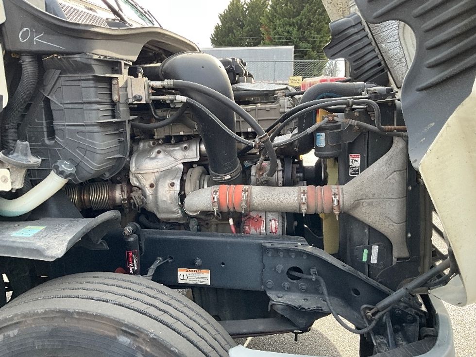 Day Cab Tractor-Heavy Duty Tractors-Freightliner-2019-Cascadia 12564ST-Capitol Heights-MD-256,208\n\t\tmiles-$ 43,500 - Image 15