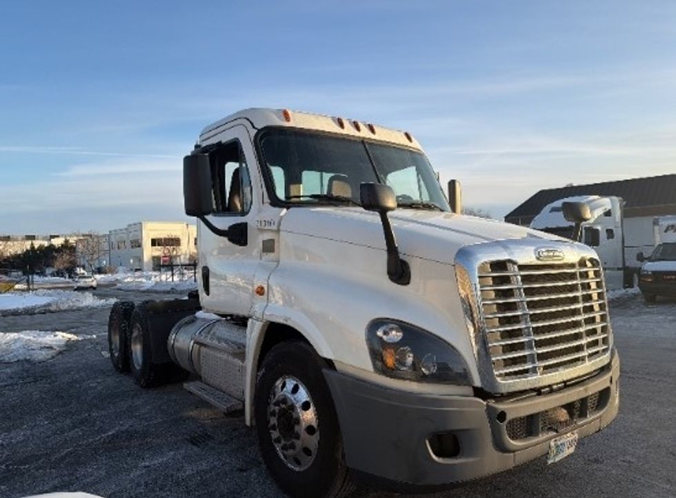 Day Cab Tractor-Heavy Duty Tractors-Freightliner-2019-Cascadia 12564ST-Capitol Heights-MD-258,164\n\t\tmiles-$ 42,500 - Image 1