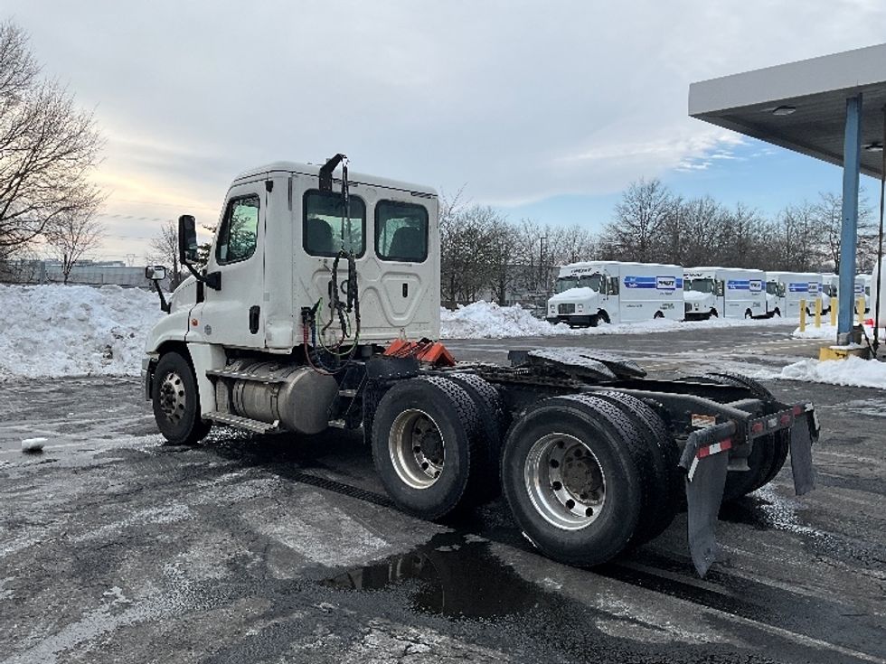 Day Cab Tractor-Heavy Duty Tractors-Freightliner-2019-Cascadia 12564ST-Capitol Heights-MD-273,328\n\t\tmiles-$ 41,750 - Image 5
