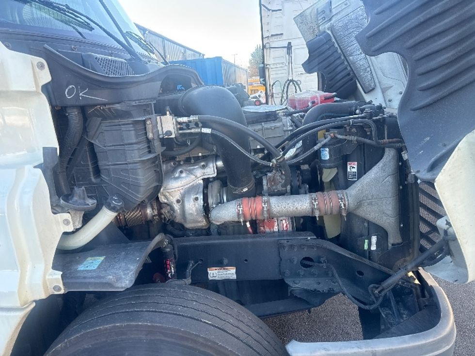 Day Cab Tractor-Heavy Duty Tractors-Freightliner-2019-Cascadia 12564ST-Capitol Heights-MD-274,219\n\t\tmiles-$ 42,750 - Image 16