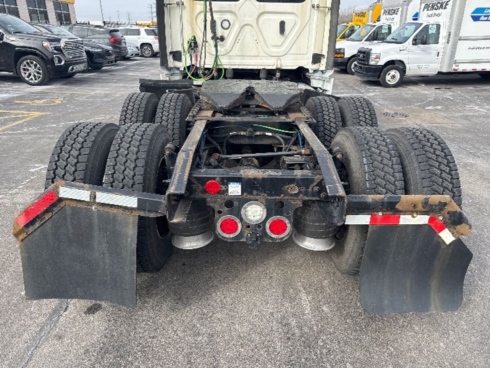Day Cab Tractor-Heavy Duty Tractors-Freightliner-2019-Cascadia 12564ST-Chicago (Chicago Ridge)-IL-251,734\n\t\tmiles-$ 52,000 - Image 6