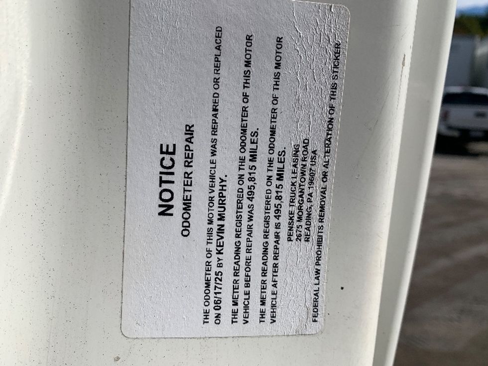 Day Cab Tractor-Heavy Duty Tractors-Freightliner-2019-Cascadia 12564ST-Chicopee-MA-505,703\n\t\tmiles-$ 27,250 - Image 17