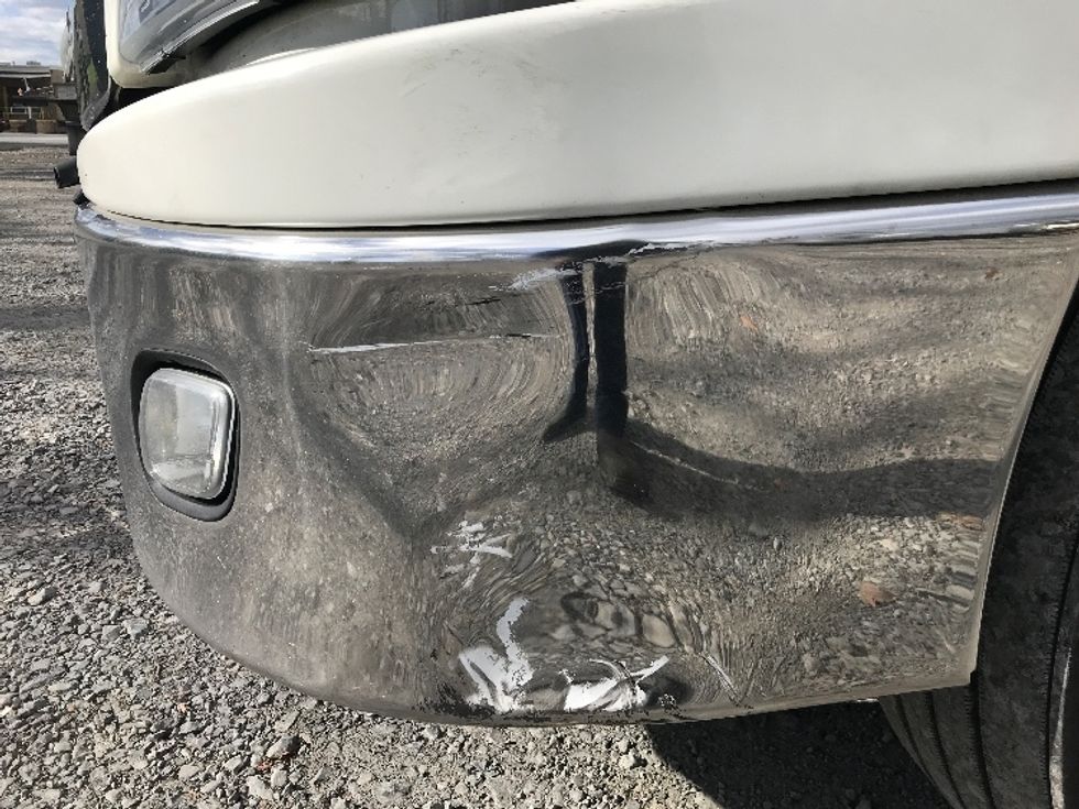 Day Cab Tractor-Heavy Duty Tractors-Freightliner-2019-Cascadia 12564ST-Cleona-PA-531,176\n\t\tmiles-$ 30,250 - Image 17