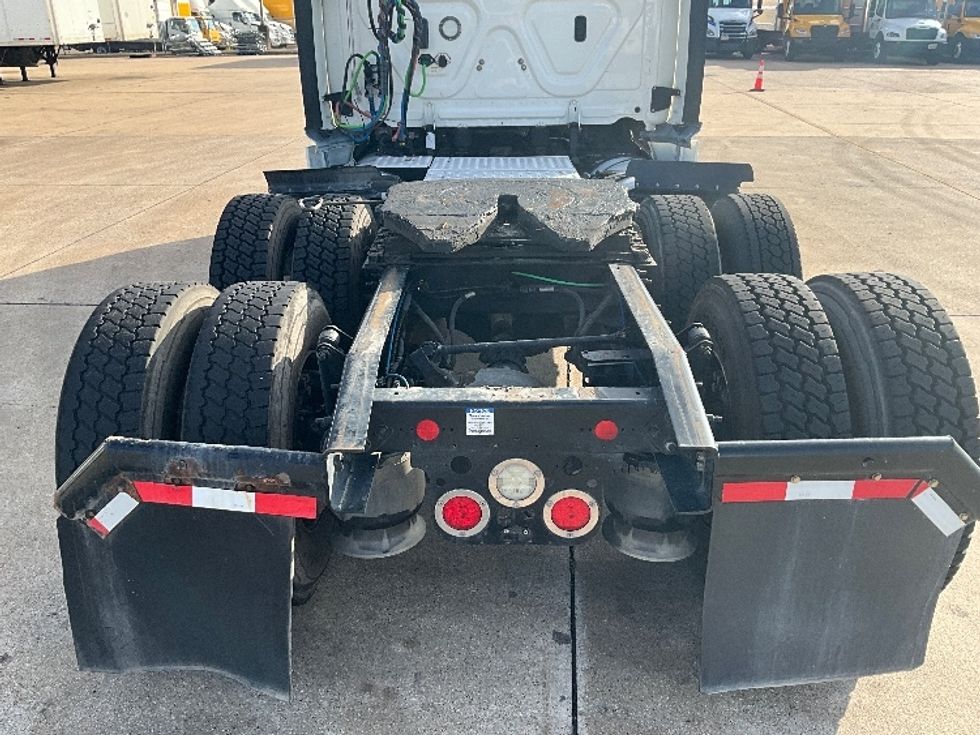 Day Cab Tractor-Heavy Duty Tractors-Freightliner-2019-Cascadia 12564ST-Dallas-TX-383,920\n\t\tmiles-$ 44,500 - Image 6