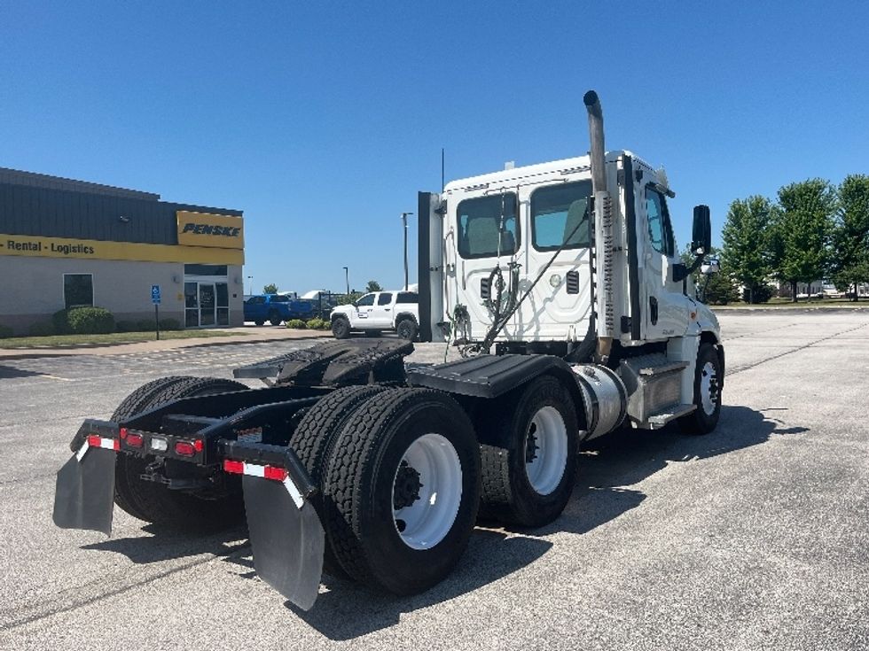 Day Cab Tractor-Heavy Duty Tractors-Freightliner-2019-Cascadia 12564ST-Davenport-IA-222,510\n\t\tmiles-$ 50,500 - Image 7