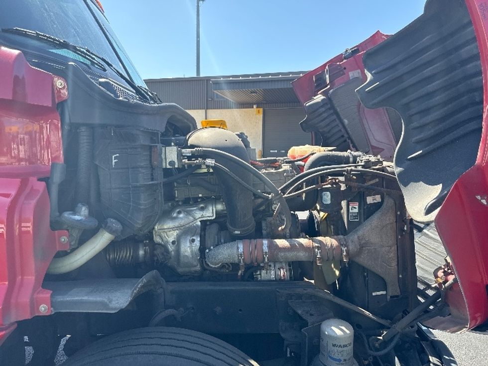 Day Cab Tractor-Heavy Duty Tractors-Freightliner-2019-Cascadia 12564ST-Dayton-NJ-326,312\n\t\tmiles-$ 55,750 - Image 15