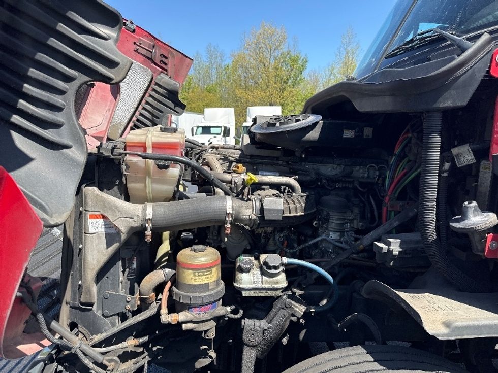 Day Cab Tractor-Heavy Duty Tractors-Freightliner-2019-Cascadia 12564ST-Dayton-NJ-326,312\n\t\tmiles-$ 55,750 - Image 16