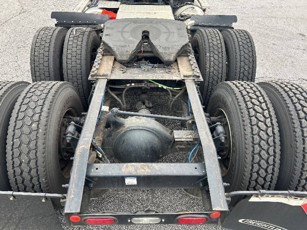 Day Cab Tractor-Heavy Duty Tractors-Freightliner-2019-Cascadia 12564ST-Duluth-GA-598,528\n\t\tmiles-$ 28,250 - Image 6