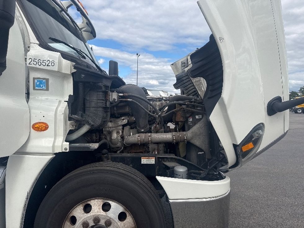 Day Cab Tractor-Heavy Duty Tractors-Freightliner-2019-Cascadia 12564ST-East Chicago-IN-364,426\n\t\tmiles-$ 44,000 - Image 15