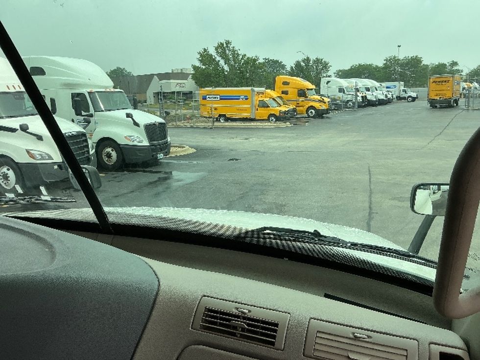 Day Cab Tractor-Heavy Duty Tractors-Freightliner-2019-Cascadia 12564ST-East Chicago-IN-426,505\n\t\tmiles-$ 40,750 - Image 13