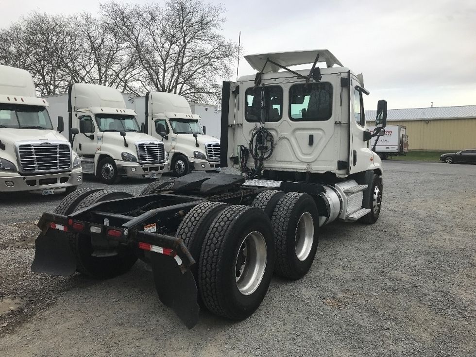 Day Cab Tractor-Heavy Duty Tractors-Freightliner-2019-Cascadia 12564ST-East Chicago-IN-456,968\n\t\tmiles-$ 35,000 - Image 7