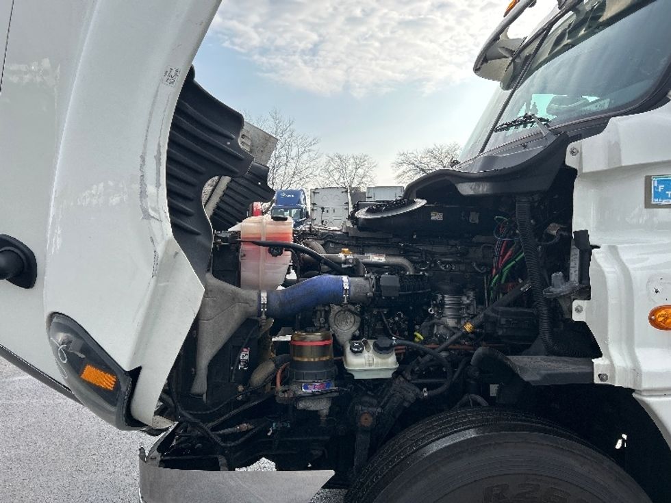 Day Cab Tractor-Heavy Duty Tractors-Freightliner-2019-Cascadia 12564ST-East Chicago-IN-563,949\n\t\tmiles-$ 30,500 - Image 16