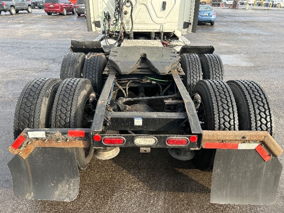 Day Cab Tractor-Heavy Duty Tractors-Freightliner-2019-Cascadia 12564ST-East Chicago-IN-563,949\n\t\tmiles-$ 30,500 - Image 6