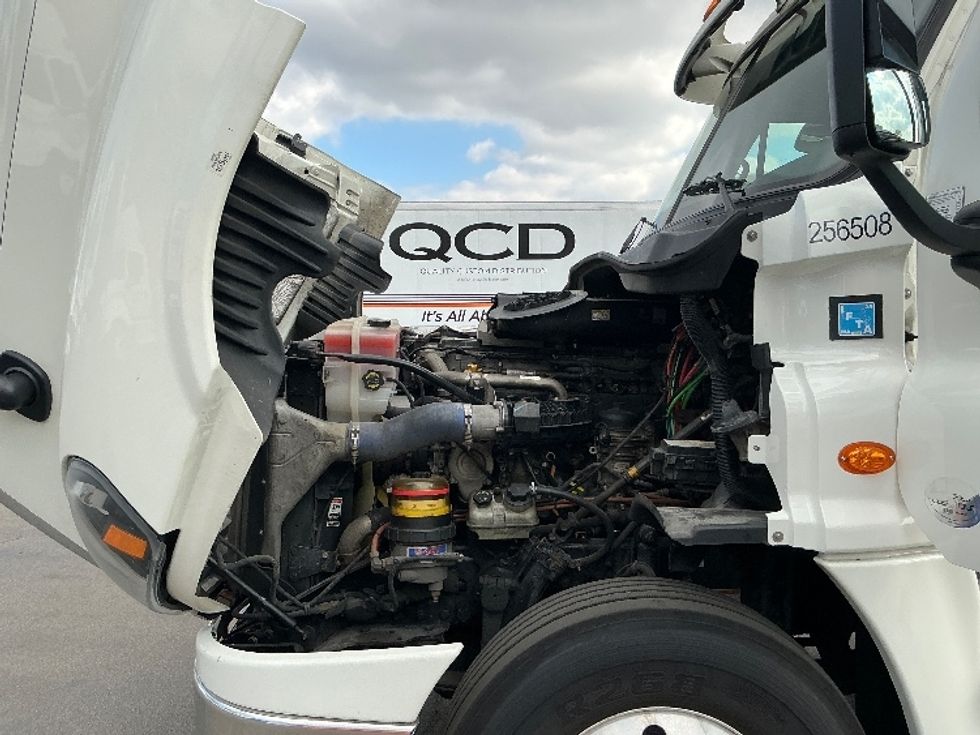 Day Cab Tractor-Heavy Duty Tractors-Freightliner-2019-Cascadia 12564ST-East Chicago-IN-616,145\n\t\tmiles-$ 24,250 - Image 15