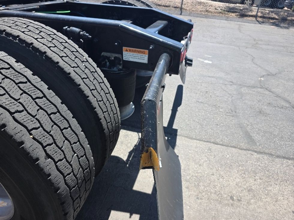 Day Cab Tractor-Heavy Duty Tractors-Freightliner-2019-Cascadia 12564ST-El Paso-TX-352,189\n\t\tmiles-$ 41,750 - Image 17