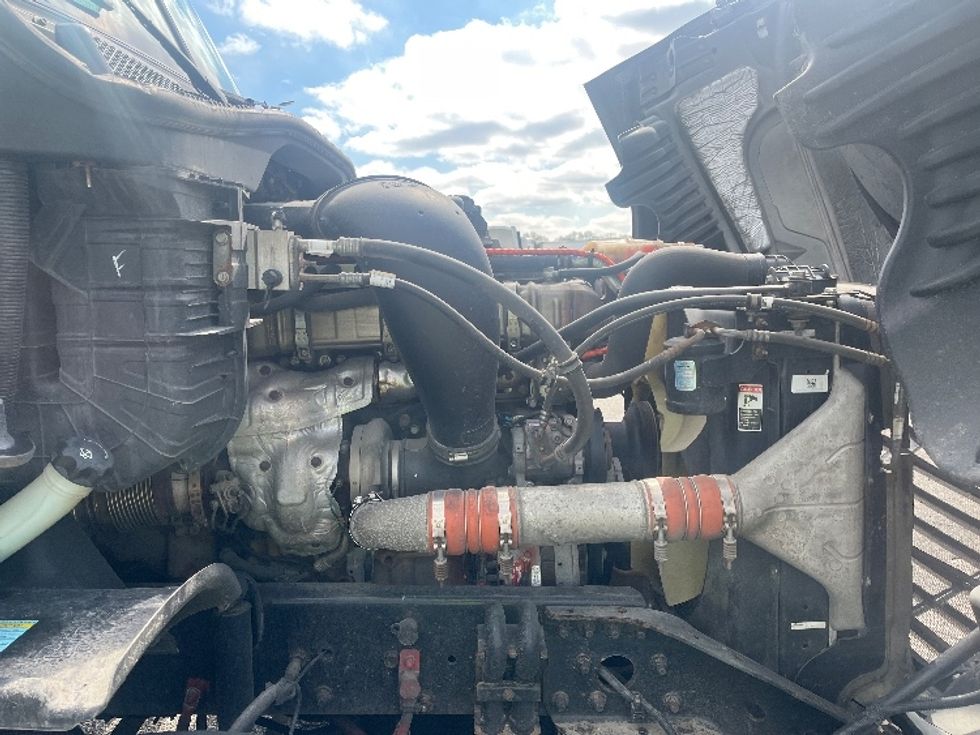 Day Cab Tractor-Heavy Duty Tractors-Freightliner-2019-Cascadia 12564ST-Elkhart-IN-250,989\n\t\tmiles-$ 42,000 - Image 15