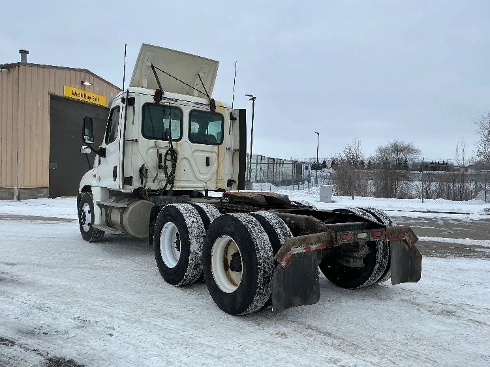 Day Cab Tractor-Heavy Duty Tractors-Freightliner-2019-Cascadia 12564ST-Elkhart-IN-275,486\n\t\tmiles-$ 42,250 - Image 5