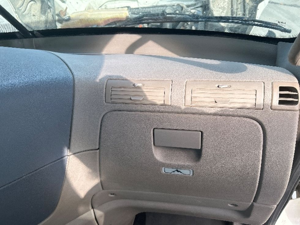 Day Cab Tractor-Heavy Duty Tractors-Freightliner-2019-Cascadia 12564ST-Elkhart-IN-283,967\n\t\tmiles-$ 42,000 - Image 13