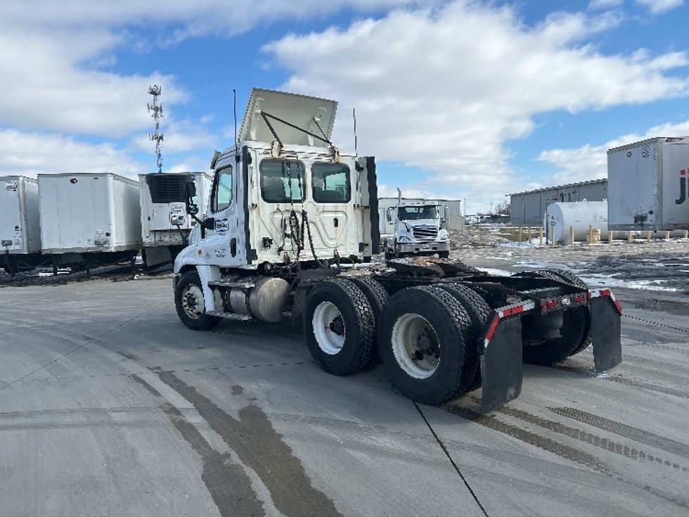 Day Cab Tractor-Heavy Duty Tractors-Freightliner-2019-Cascadia 12564ST-Elkhart-IN-283,967\n\t\tmiles-$ 42,000 - Image 5