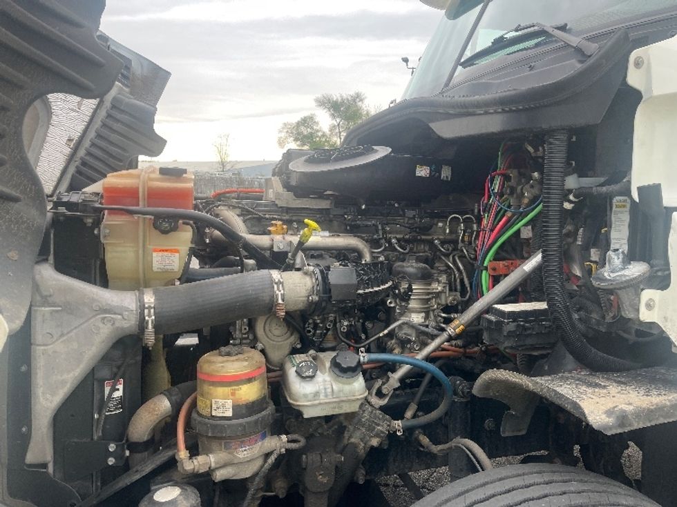 Day Cab Tractor-Heavy Duty Tractors-Freightliner-2019-Cascadia 12564ST-Elkhart-IN-343,928\n\t\tmiles-$ 36,250 - Image 16