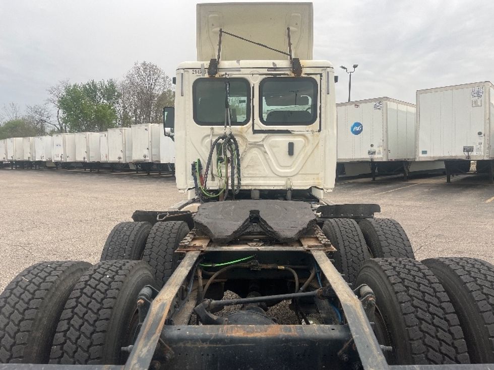 Day Cab Tractor-Heavy Duty Tractors-Freightliner-2019-Cascadia 12564ST-Elkhart-IN-343,928\n\t\tmiles-$ 36,250 - Image 6