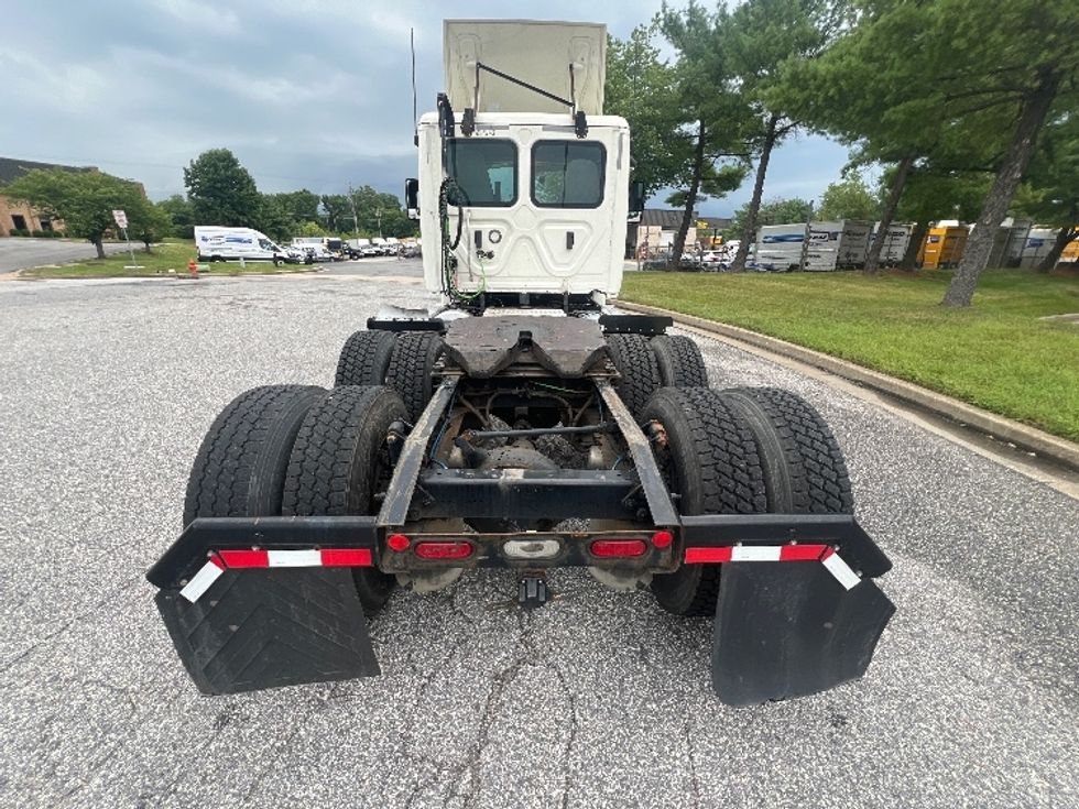 Day Cab Tractor-Heavy Duty Tractors-Freightliner-2019-Cascadia 12564ST-Essex-MD-499,088\n\t\tmiles-$ 35,500 - Image 6