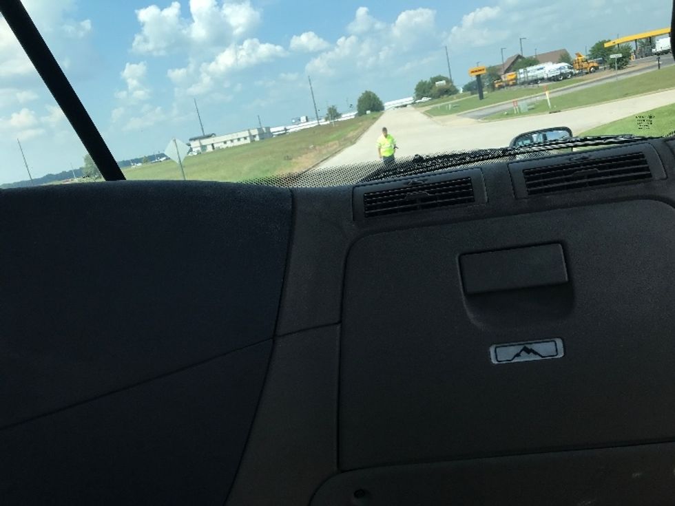 Day Cab Tractor-Heavy Duty Tractors-Freightliner-2019-Cascadia 12564ST-Evansville-IN-554,759\n\t\tmiles-$ 26,750 - Image 13