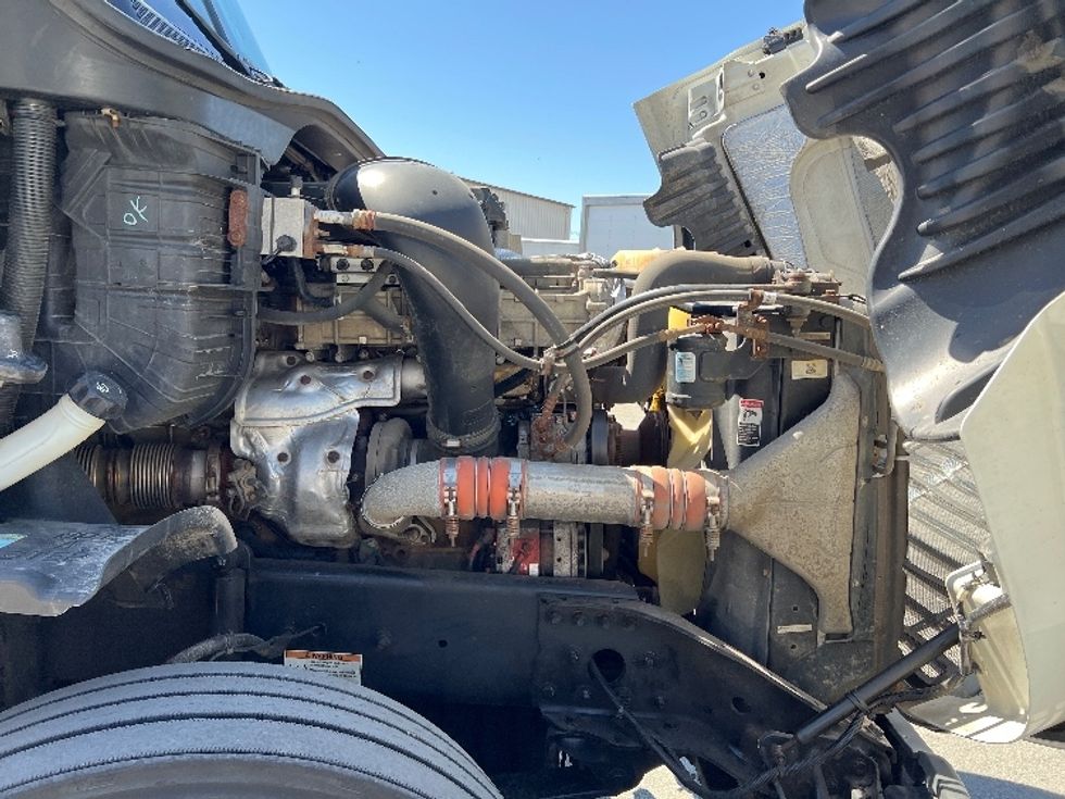 Day Cab Tractor-Heavy Duty Tractors-Freightliner-2019-Cascadia 12564ST-Fitchburg-MA-278,990\n\t\tmiles-$ 46,750 - Image 14