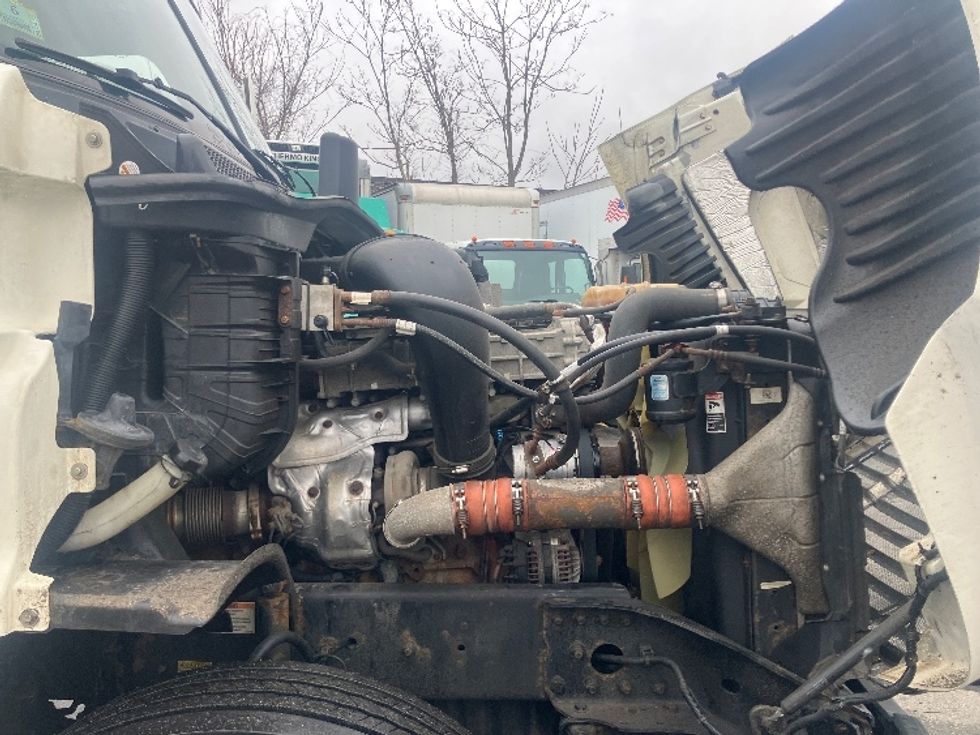 Day Cab Tractor-Heavy Duty Tractors-Freightliner-2019-Cascadia 12564ST-Fitchburg-MA-657,506\n\t\tmiles-$ 25,750 - Image 15