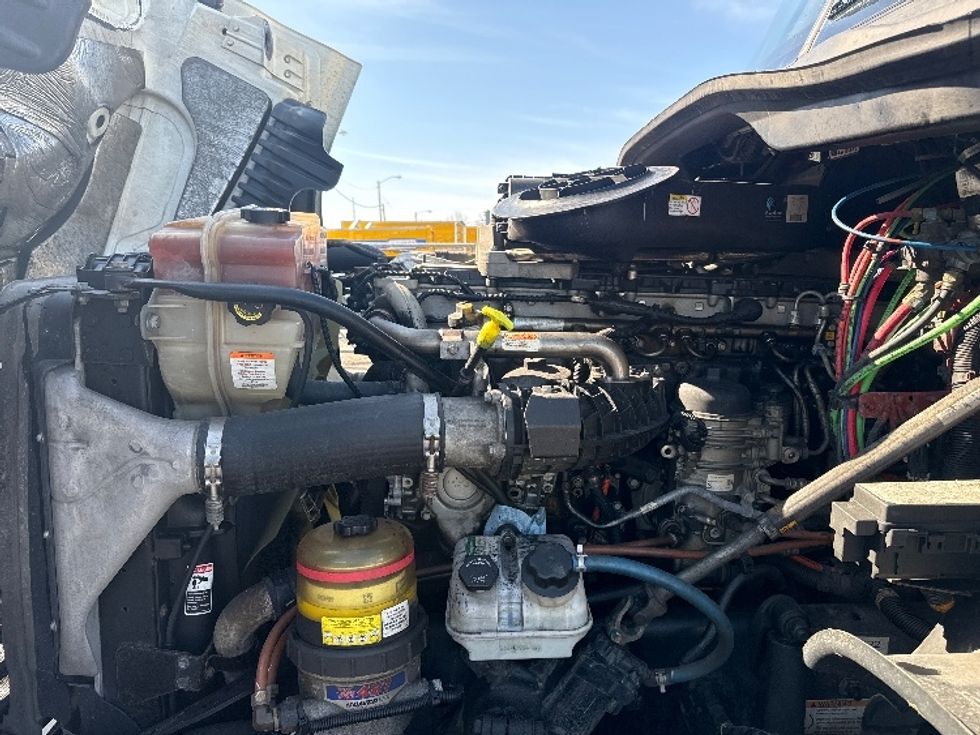 Day Cab Tractor-Heavy Duty Tractors-Freightliner-2019-Cascadia 12564ST-Fort Wayne-IN-743,345\n\t\tmiles-$ 23,000 - Image 16