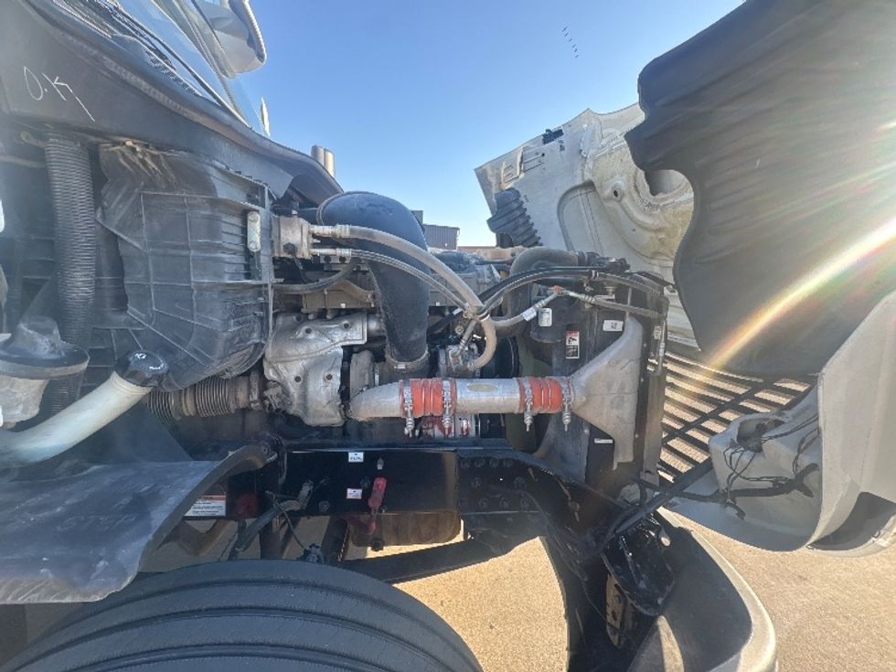 Day Cab Tractor-Heavy Duty Tractors-Freightliner-2019-Cascadia 12564ST-Fort Worth-TX-345,339\n\t\tmiles-$ 52,250 - Image 15