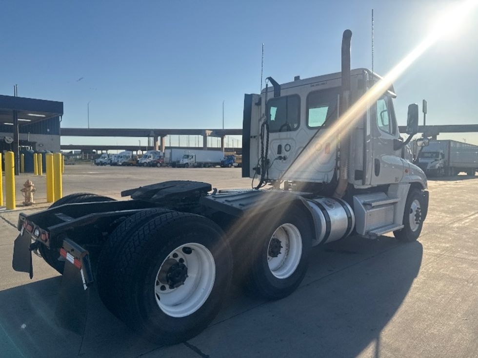 Day Cab Tractor-Heavy Duty Tractors-Freightliner-2019-Cascadia 12564ST-Fort Worth-TX-345,339\n\t\tmiles-$ 52,250 - Image 7