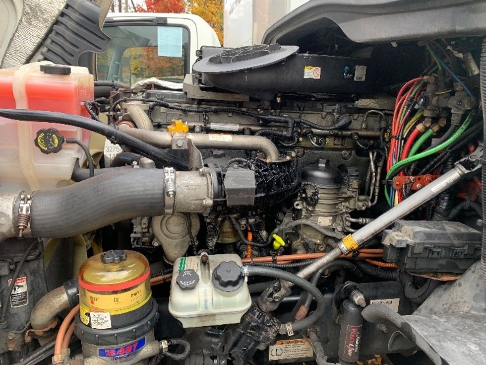 Day Cab Tractor-Heavy Duty Tractors-Freightliner-2019-Cascadia 12564ST-Franklin-MA-448,715\n\t\tmiles-$ 30,500 - Image 16