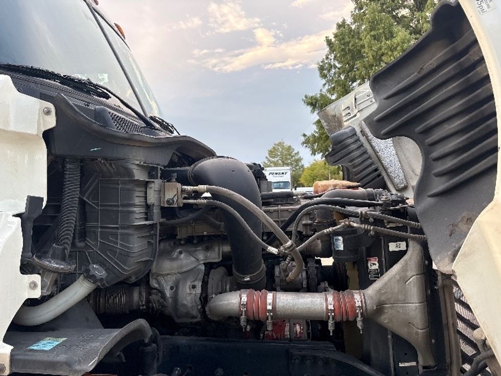 Day Cab Tractor-Heavy Duty Tractors-Freightliner-2019-Cascadia 12564ST-Garland-TX-361,283\n\t\tmiles-$ 39,750 - Image 15