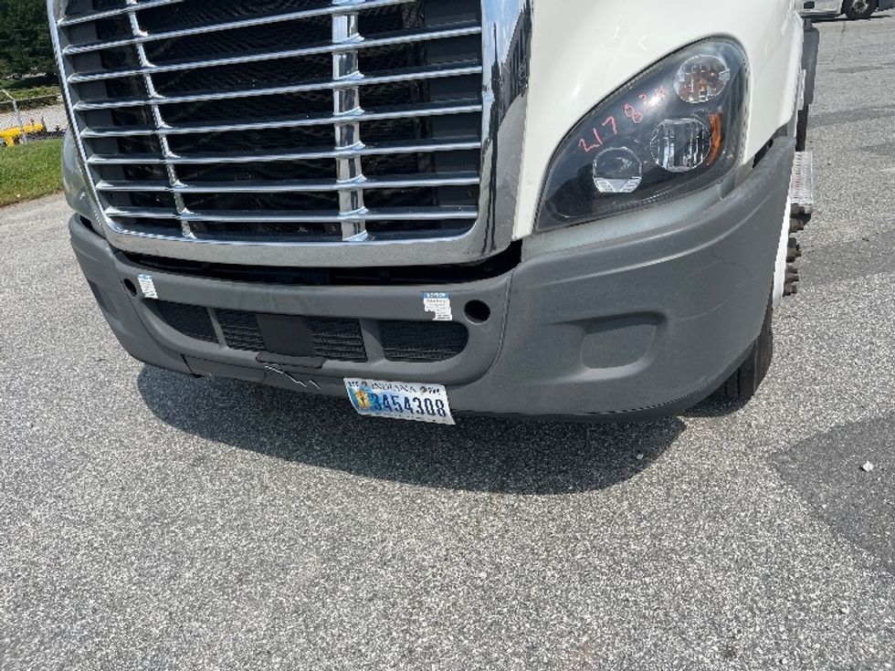 Day Cab Tractor-Heavy Duty Tractors-Freightliner-2019-Cascadia 12564ST-Greensboro-NC-485,015\n\t\tmiles-$ 36,000 - Image 18