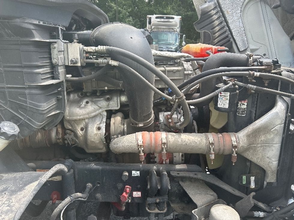 Day Cab Tractor-Heavy Duty Tractors-Freightliner-2019-Cascadia 12564ST-Greensboro-NC-508,051\n\t\tmiles-$ 37,500 - Image 15