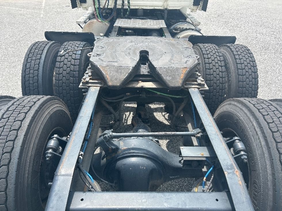 Day Cab Tractor-Heavy Duty Tractors-Freightliner-2019-Cascadia 12564ST-Greensboro-NC-508,051\n\t\tmiles-$ 37,500 - Image 6