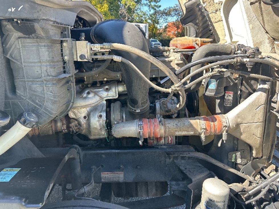 Day Cab Tractor-Heavy Duty Tractors-Freightliner-2019-Cascadia 12564ST-Greensboro-NC-580,852\n\t\tmiles-$ 26,500 - Image 14