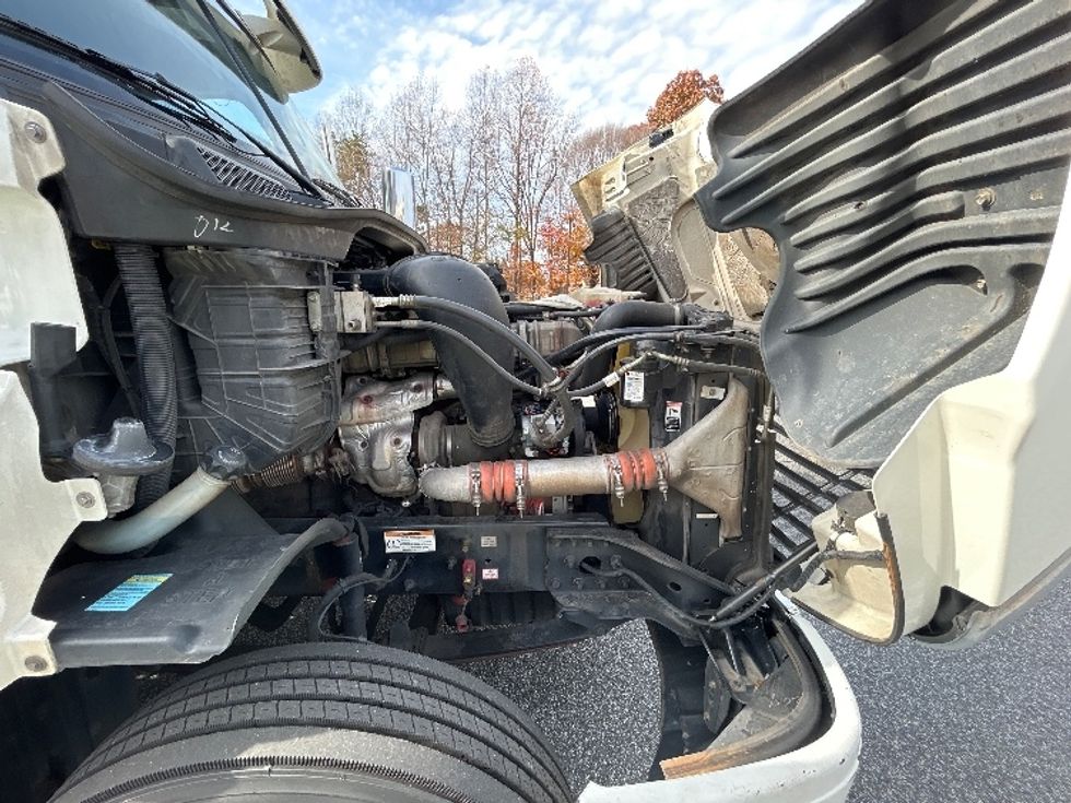 Day Cab Tractor-Heavy Duty Tractors-Freightliner-2019-Cascadia 12564ST-Greensboro-NC-785,676\n\t\tmiles-$ 24,250 - Image 15